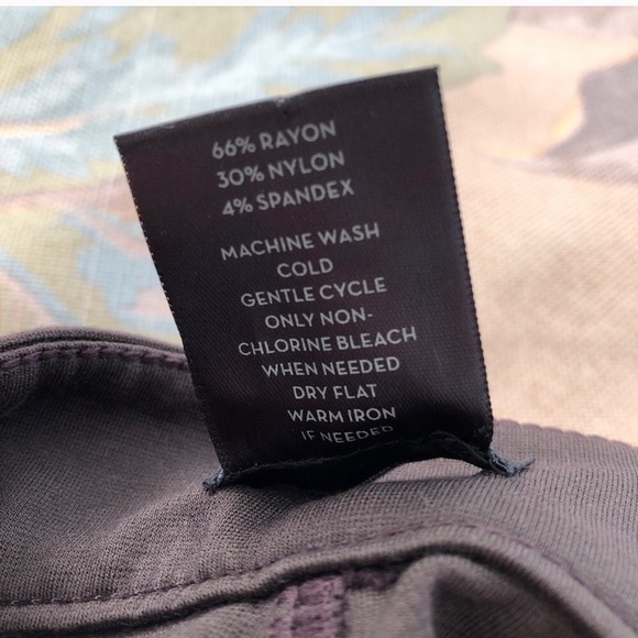 Ann Taylor Dressing Legging Pants - Picture 8 of 8